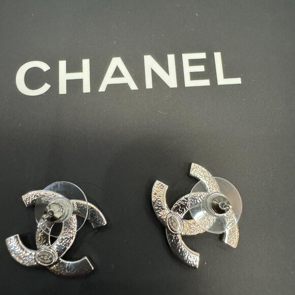 Chanel earrings - Picture 3 of 4